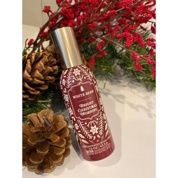 Bath & Body Works Christmas Holiday Winter Scented Room Sprays X 2 - Picture 2 of 5